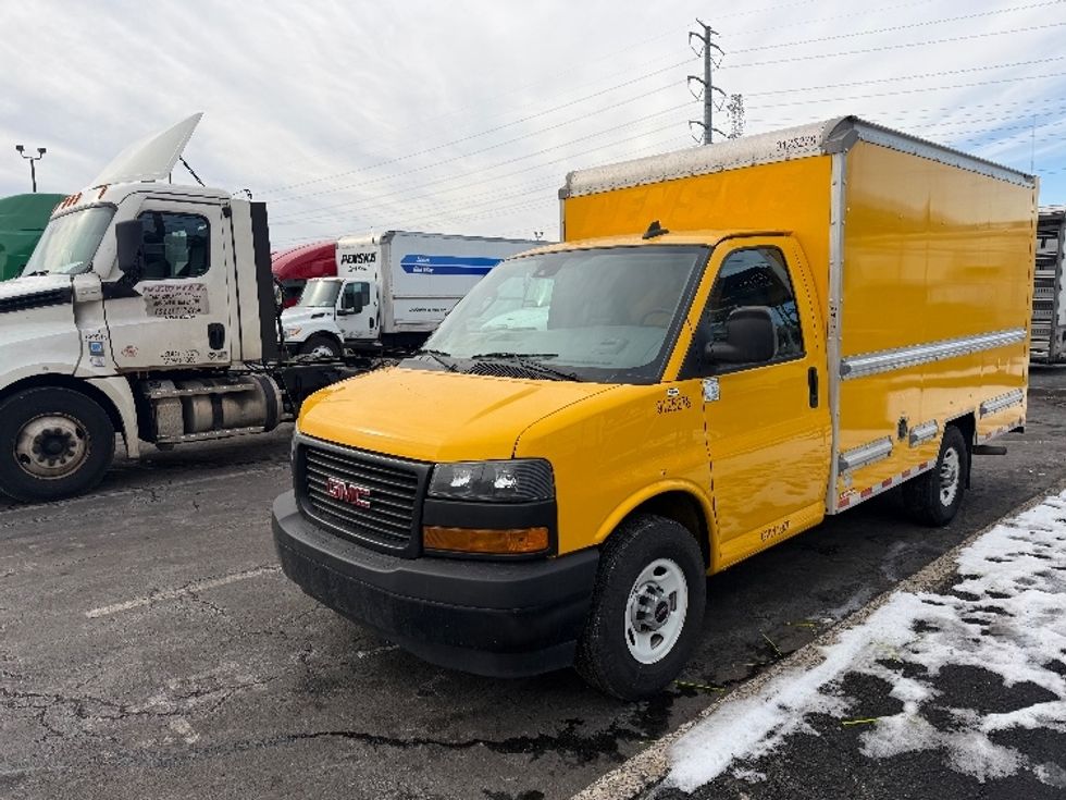 Light Duty Box Truck-Light and Medium Duty Trucks-GMC-2021-Savana G33503-North Bergen-NJ-110,461\n\t\tmiles-$ 24,500 - Image 3