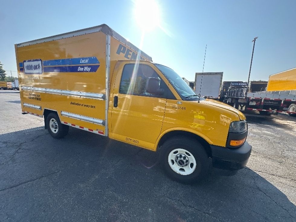Light Duty Box Truck-Light and Medium Duty Trucks-GMC-2021-Savana G33503-North Bergen-NJ-99,596\n\t\tmiles-$ 24,250 - Image 1