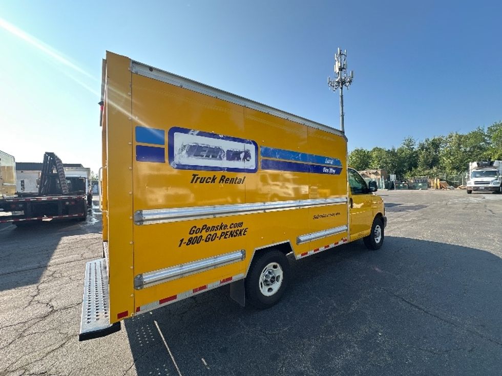 Light Duty Box Truck-Light and Medium Duty Trucks-GMC-2021-Savana G33503-North Bergen-NJ-99,596\n\t\tmiles-$ 24,250 - Image 13