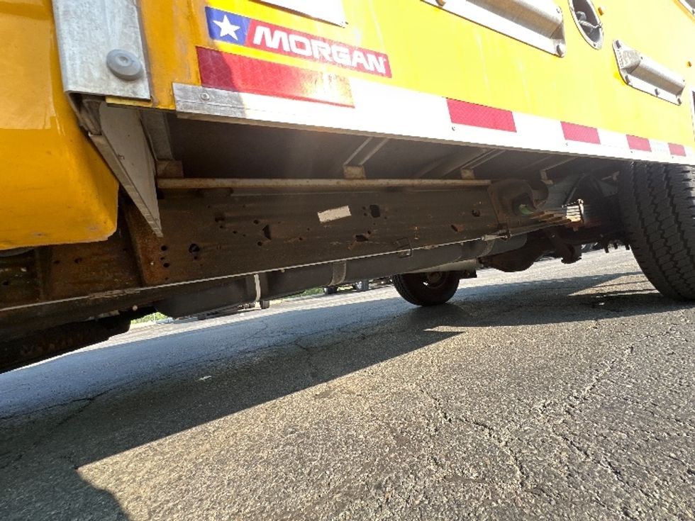 Light Duty Box Truck-Light and Medium Duty Trucks-GMC-2021-Savana G33503-North Bergen-NJ-99,596\n\t\tmiles-$ 24,250 - Image 5