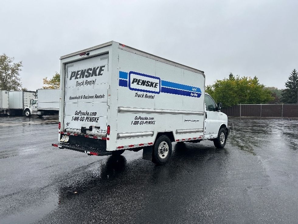 Light Duty Box Truck-Light and Medium Duty Trucks-GMC-2021-Savana G33503-Oakwood Village-OH-98,977\n\t\tmiles-$ 28,750 - Image 13