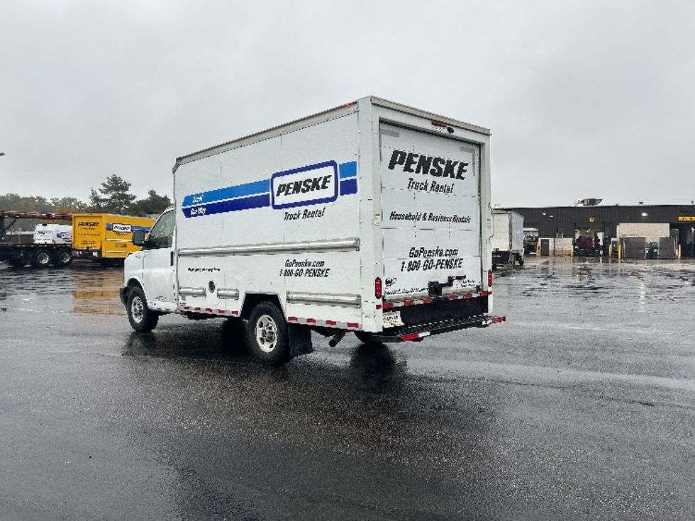 Light Duty Box Truck-Light and Medium Duty Trucks-GMC-2021-Savana G33503-Oakwood Village-OH-98,977\n\t\tmiles-$ 28,750 - Image 6