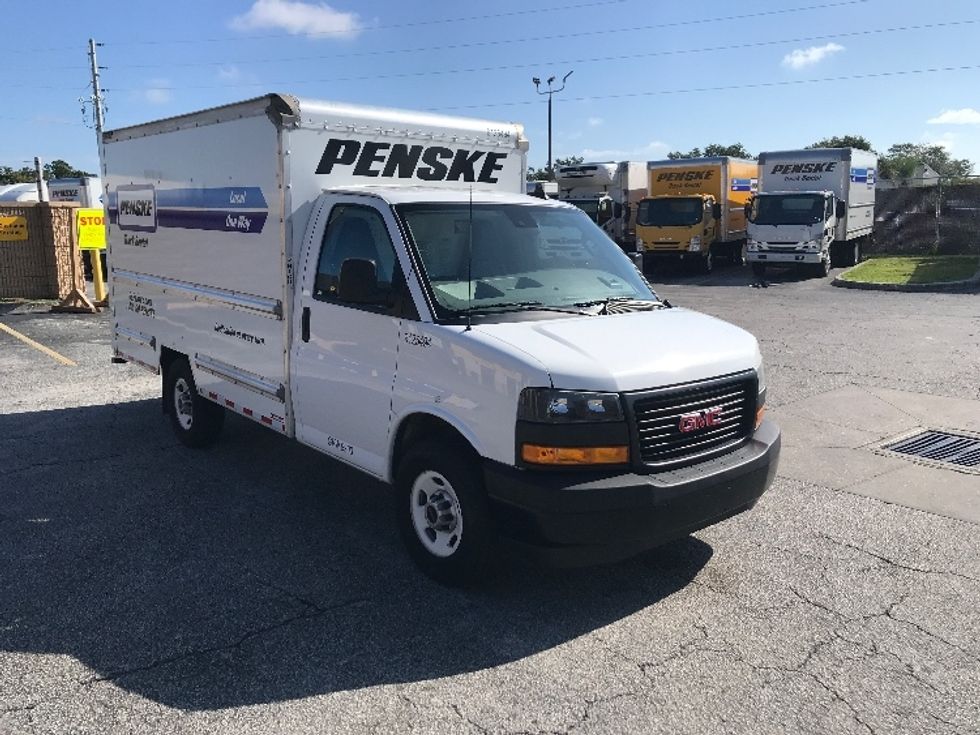Light Duty Box Truck-Light and Medium Duty Trucks-GMC-2021-Savana G33503-Ocala-FL-112,290\n\t\tmiles-$ 28,250 - Image 1