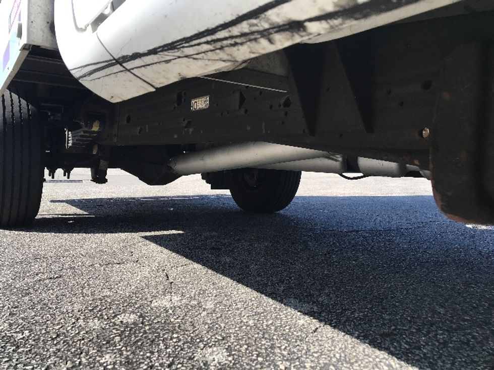 Light Duty Box Truck-Light and Medium Duty Trucks-GMC-2021-Savana G33503-Ocala-FL-112,290\n\t\tmiles-$ 28,250 - Image 14