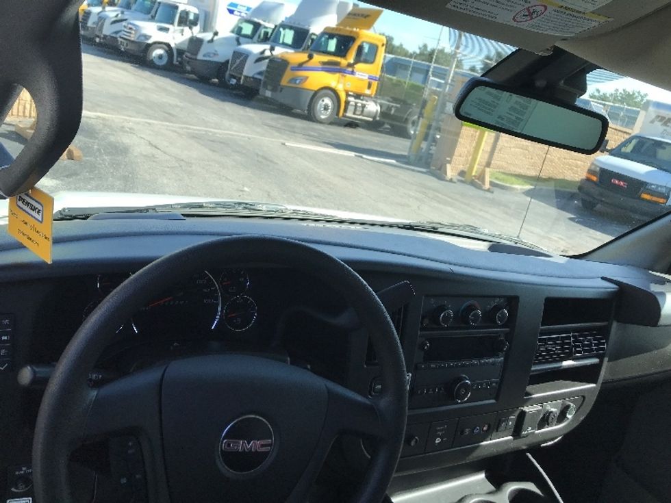 Light Duty Box Truck-Light and Medium Duty Trucks-GMC-2021-Savana G33503-Ocala-FL-112,290\n\t\tmiles-$ 28,250 - Image 19