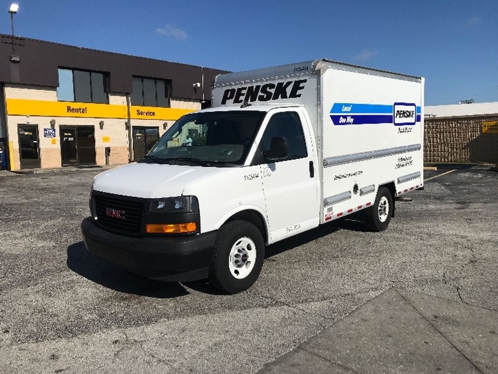 Light Duty Box Truck-Light and Medium Duty Trucks-GMC-2021-Savana G33503-Ocala-FL-112,290\n\t\tmiles-$ 28,250 - Image 3