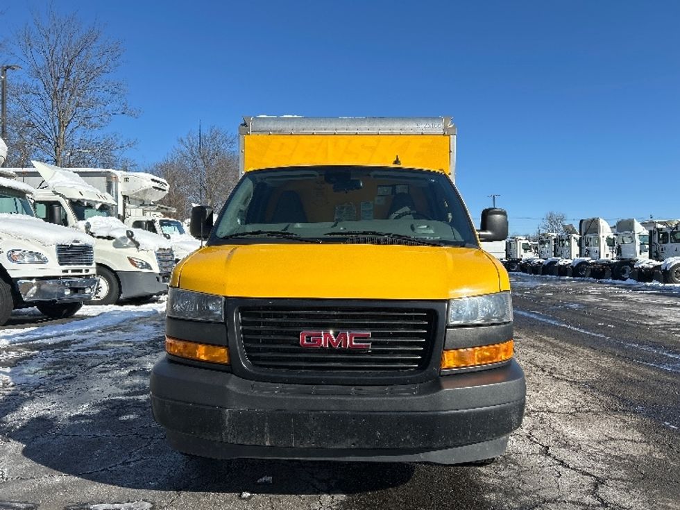 Light Duty Box Truck-Light and Medium Duty Trucks-GMC-2021-Savana G33503-Parsippany-NJ-114,957\n\t\tmiles-$ 24,000 - Image 2