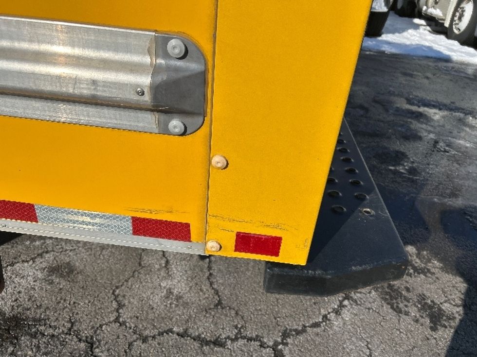 Light Duty Box Truck-Light and Medium Duty Trucks-GMC-2021-Savana G33503-Parsippany-NJ-114,957\n\t\tmiles-$ 24,000 - Image 24