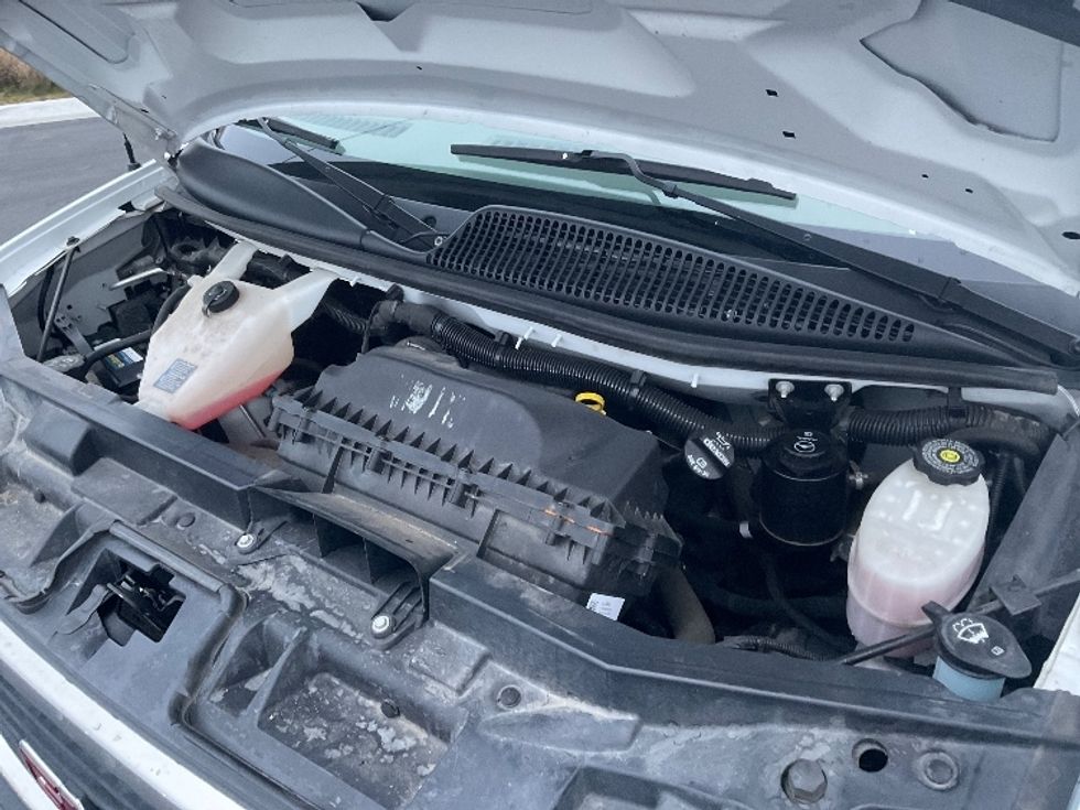 Light Duty Box Truck-Light and Medium Duty Trucks-GMC-2021-Savana G33503-Pasco-WA-103,262\n\t\tmiles-$ 29,750 - Image 24