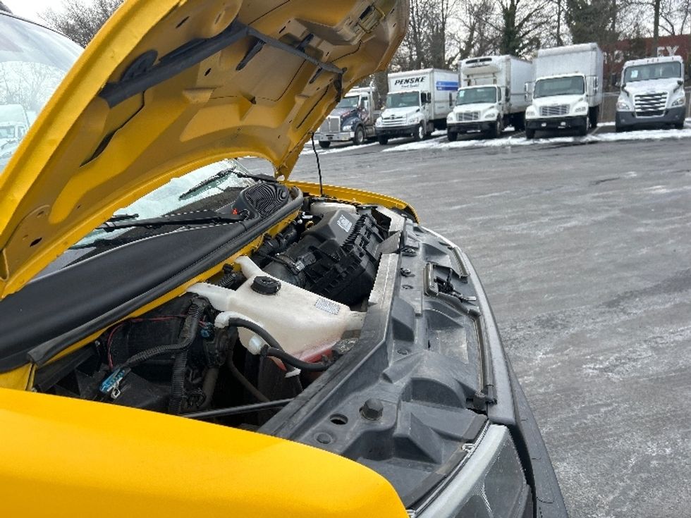 Light Duty Box Truck-Light and Medium Duty Trucks-GMC-2021-Savana G33503-Pennsauken-NJ-110,927\n\t\tmiles-$ 24,500 - Image 20