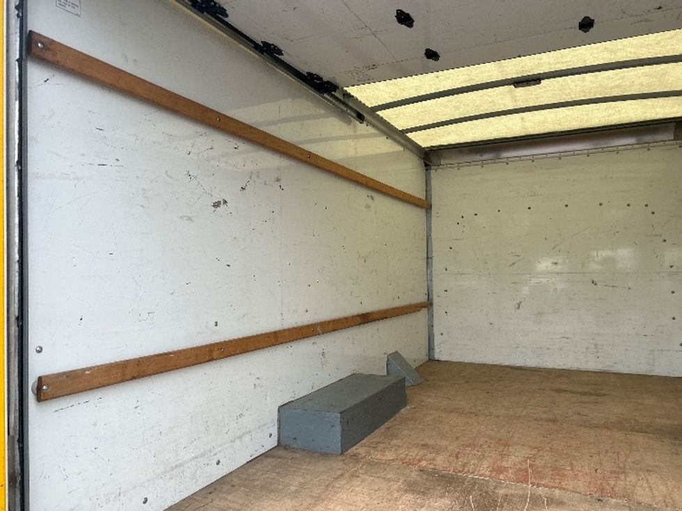 Light Duty Box Truck-Light and Medium Duty Trucks-GMC-2021-Savana G33503-Pennsauken-NJ-110,927\n\t\tmiles-$ 24,500 - Image 9
