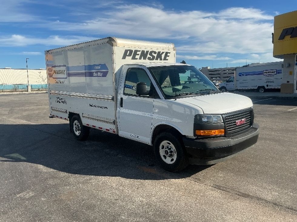 Light Duty Box Truck-Light and Medium Duty Trucks-GMC-2021-Savana G33503-Pensacola-FL-117,508\n\t\tmiles-$ 28,000 - Image 1