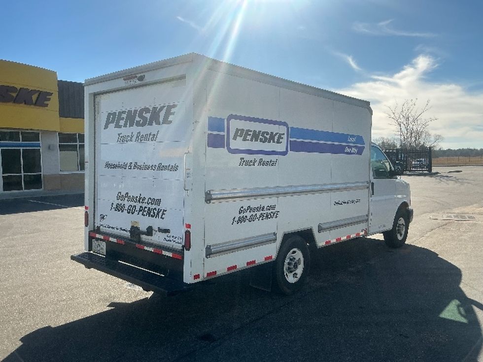 Light Duty Box Truck-Light and Medium Duty Trucks-GMC-2021-Savana G33503-Pensacola-FL-117,508\n\t\tmiles-$ 28,000 - Image 12