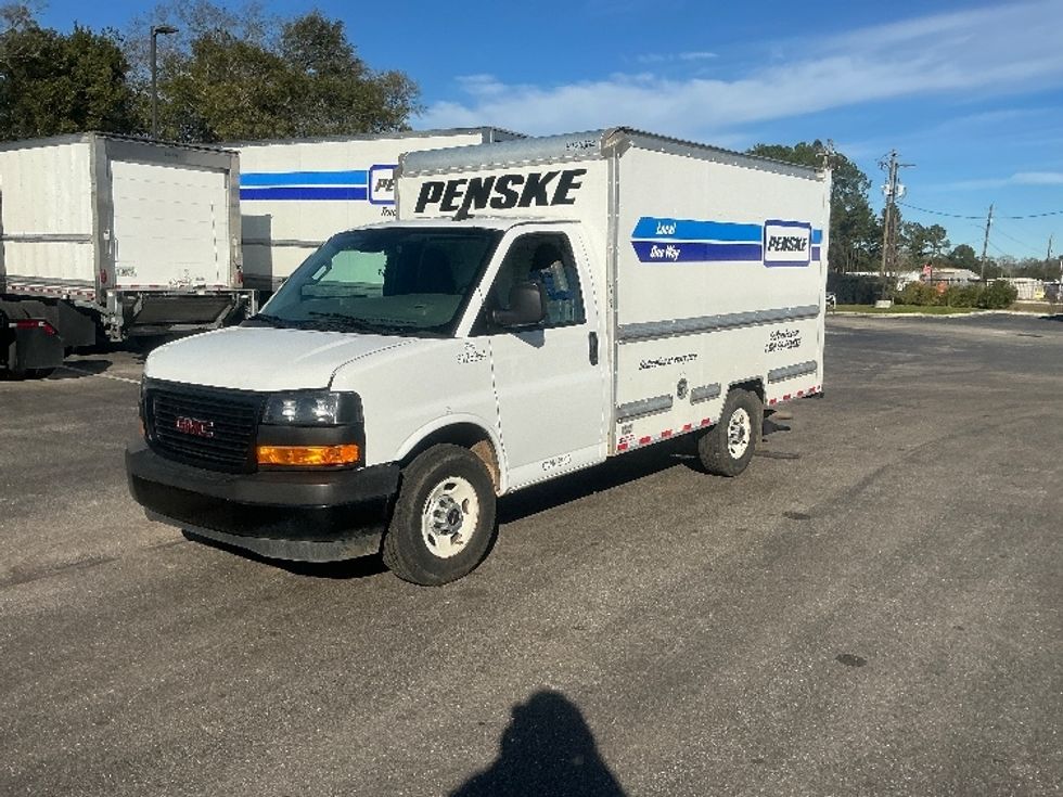 Light Duty Box Truck-Light and Medium Duty Trucks-GMC-2021-Savana G33503-Pensacola-FL-117,508\n\t\tmiles-$ 28,000 - Image 3