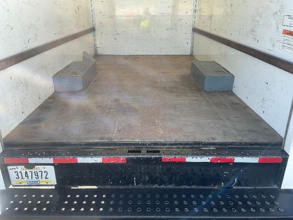 Light Duty Box Truck-Light and Medium Duty Trucks-GMC-2021-Savana G33503-Pensacola-FL-117,508\n\t\tmiles-$ 28,000 - Image 9