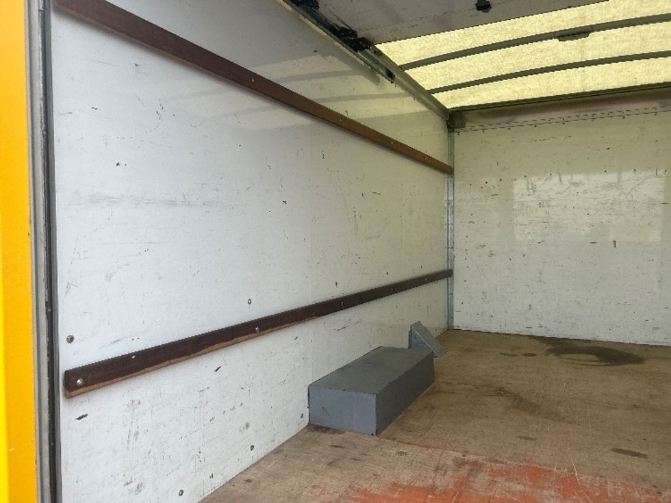 Light Duty Box Truck-Light and Medium Duty Trucks-GMC-2021-Savana G33503-Philadelphia-PA-119,257\n\t\tmiles-$ 23,500 - Image 11