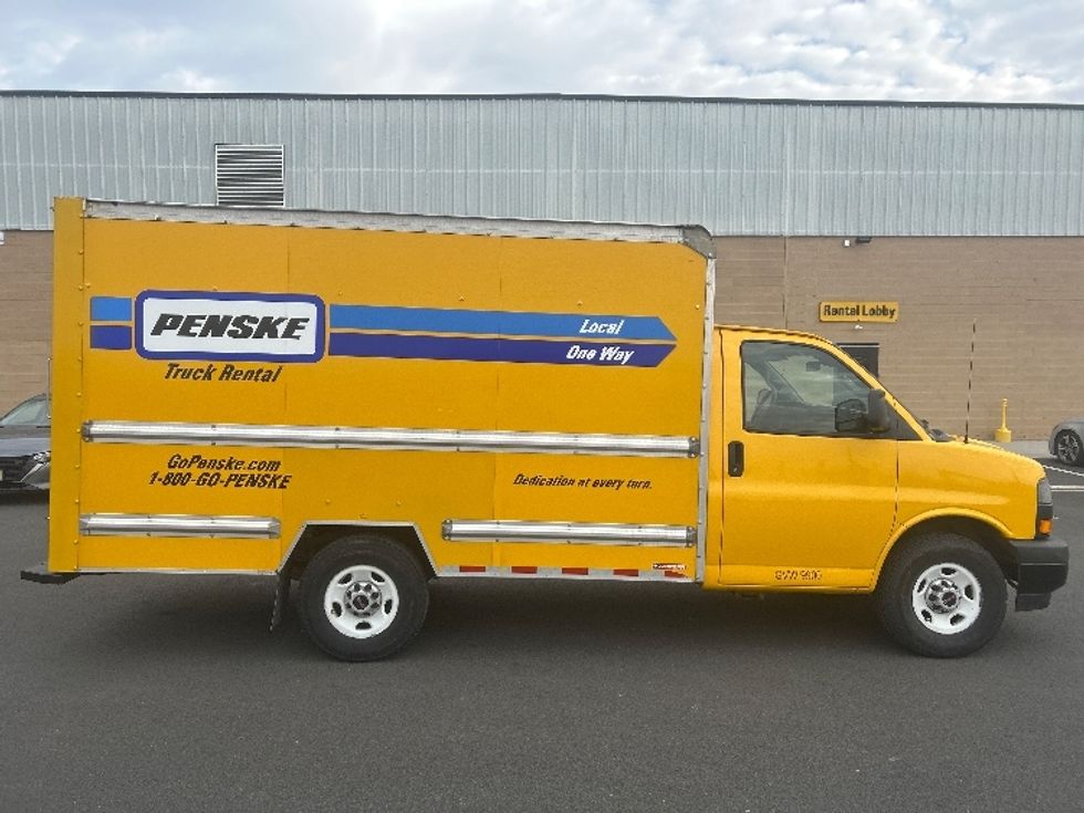 Light Duty Box Truck-Light and Medium Duty Trucks-GMC-2021-Savana G33503-Philadelphia-PA-119,257\n\t\tmiles-$ 23,500 - Image 15