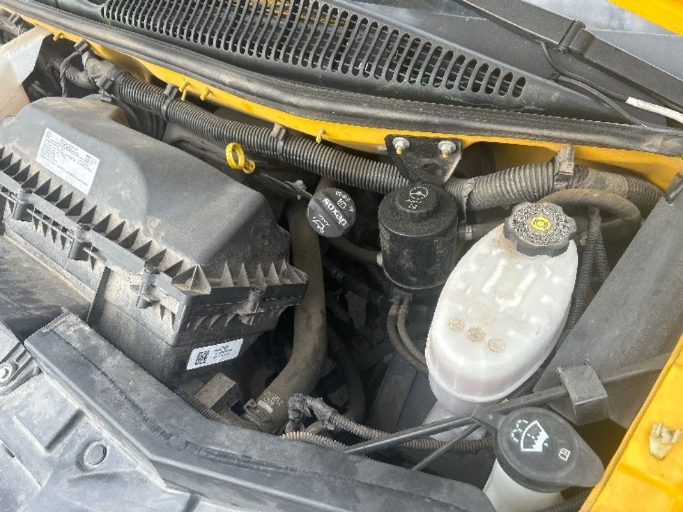 Light Duty Box Truck-Light and Medium Duty Trucks-GMC-2021-Savana G33503-Philadelphia-PA-119,257\n\t\tmiles-$ 23,500 - Image 24