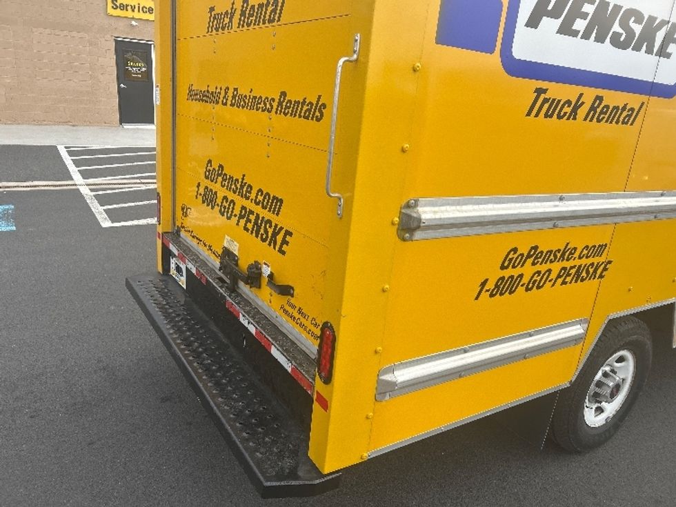 Light Duty Box Truck-Light and Medium Duty Trucks-GMC-2021-Savana G33503-Philadelphia-PA-119,257\n\t\tmiles-$ 23,500 - Image 26