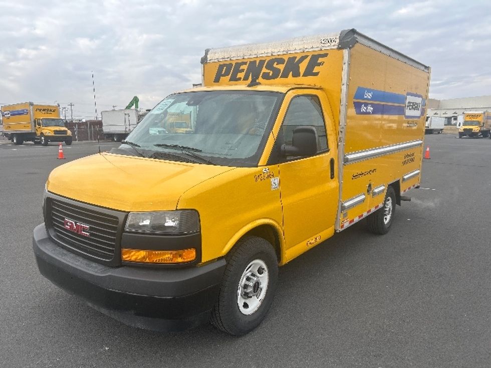 Light Duty Box Truck-Light and Medium Duty Trucks-GMC-2021-Savana G33503-Philadelphia-PA-119,257\n\t\tmiles-$ 23,500 - Image 3