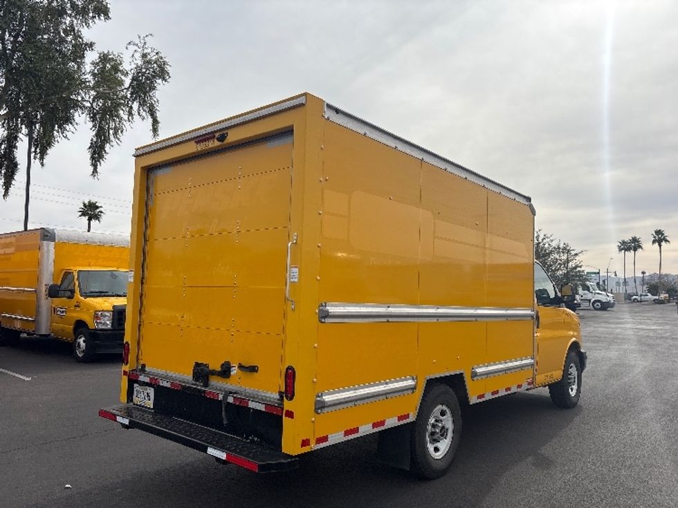 Light Duty Box Truck-Light and Medium Duty Trucks-GMC-2021-Savana G33503-Phoenix-AZ-100,283\n\t\tmiles-$ 24,500 - Image 11