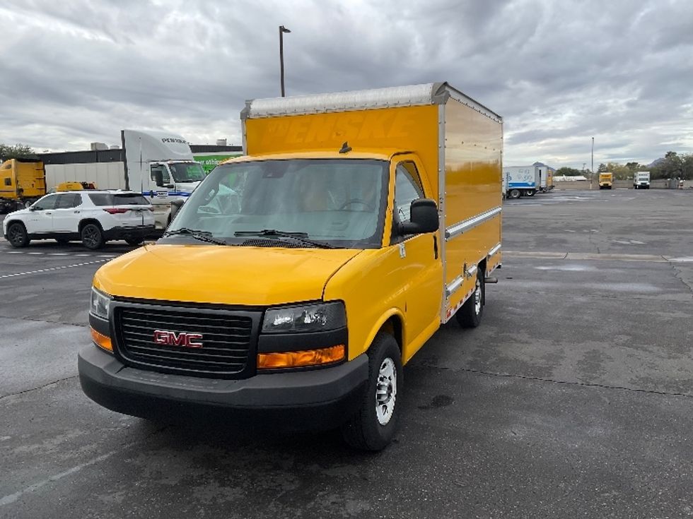 Light Duty Box Truck-Light and Medium Duty Trucks-GMC-2021-Savana G33503-Phoenix-AZ-103,737\n\t\tmiles-$ 24,000 - Image 3