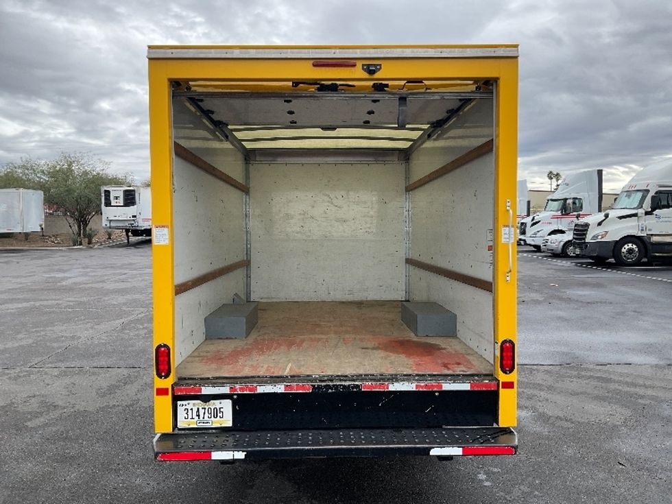 Light Duty Box Truck-Light and Medium Duty Trucks-GMC-2021-Savana G33503-Phoenix-AZ-103,737\n\t\tmiles-$ 24,000 - Image 8