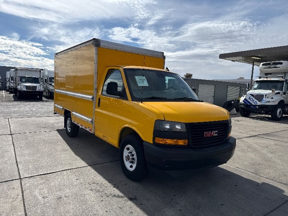 Light Duty Box Truck-Light and Medium Duty Trucks-GMC-2021-Savana G33503-Phoenix-AZ-106,851\n\t\tmiles-$ 23,750 - Image 1