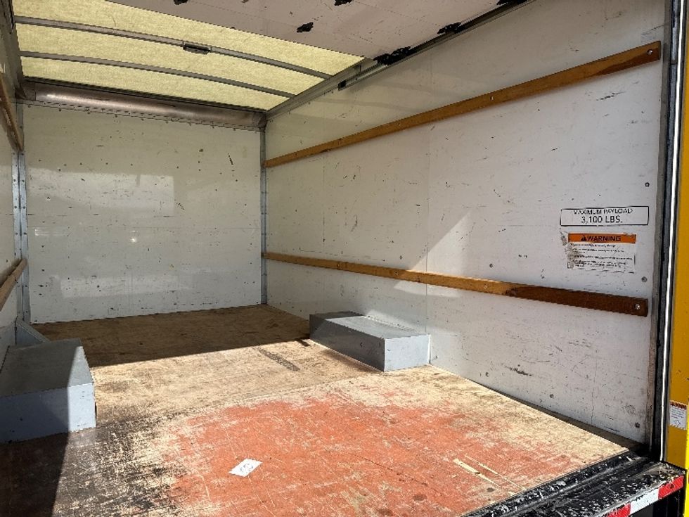 Light Duty Box Truck-Light and Medium Duty Trucks-GMC-2021-Savana G33503-Phoenix-AZ-106,851\n\t\tmiles-$ 23,750 - Image 11