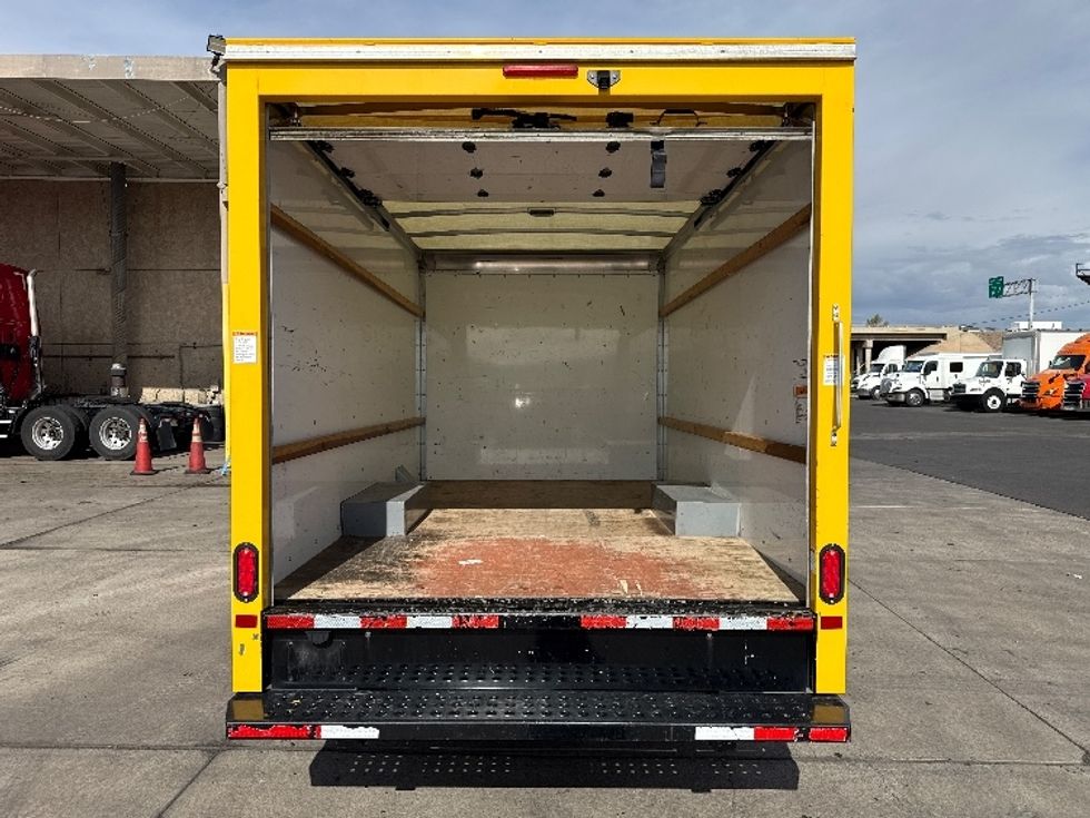 Light Duty Box Truck-Light and Medium Duty Trucks-GMC-2021-Savana G33503-Phoenix-AZ-106,851\n\t\tmiles-$ 23,750 - Image 8