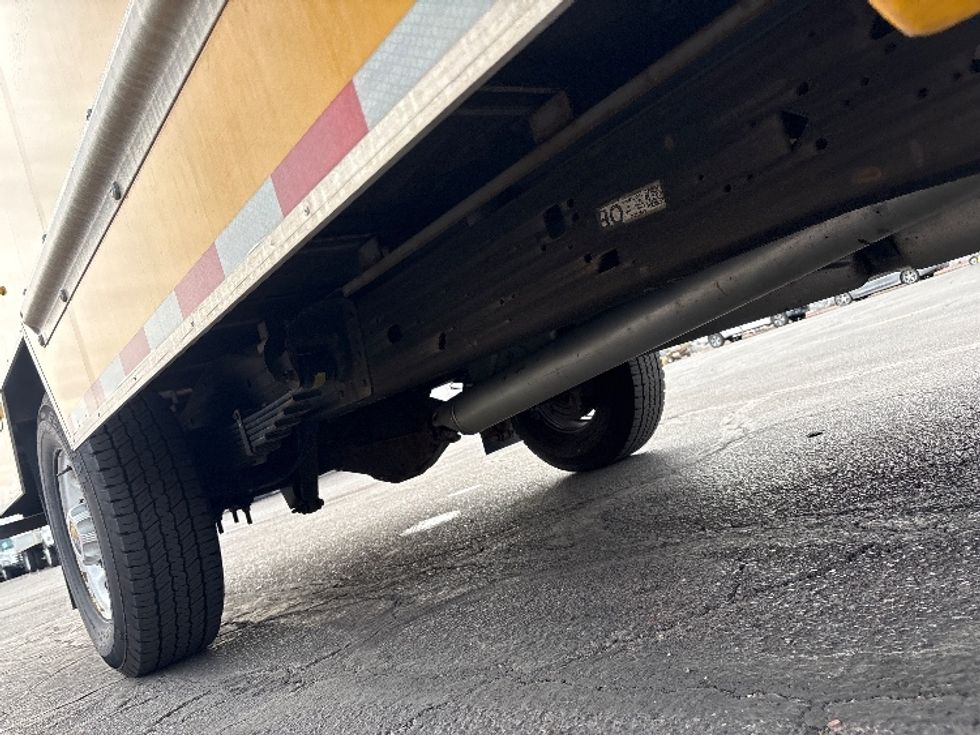 Light Duty Box Truck-Light and Medium Duty Trucks-GMC-2021-Savana G33503-Phoenix-AZ-107,849\n\t\tmiles-$ 23,750 - Image 13