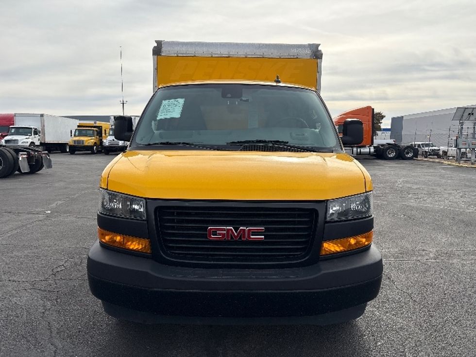 Light Duty Box Truck-Light and Medium Duty Trucks-GMC-2021-Savana G33503-Phoenix-AZ-107,849\n\t\tmiles-$ 23,750 - Image 2