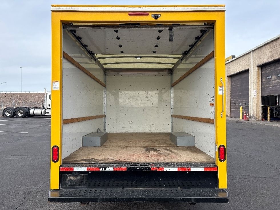 Light Duty Box Truck-Light and Medium Duty Trucks-GMC-2021-Savana G33503-Phoenix-AZ-107,849\n\t\tmiles-$ 23,750 - Image 8