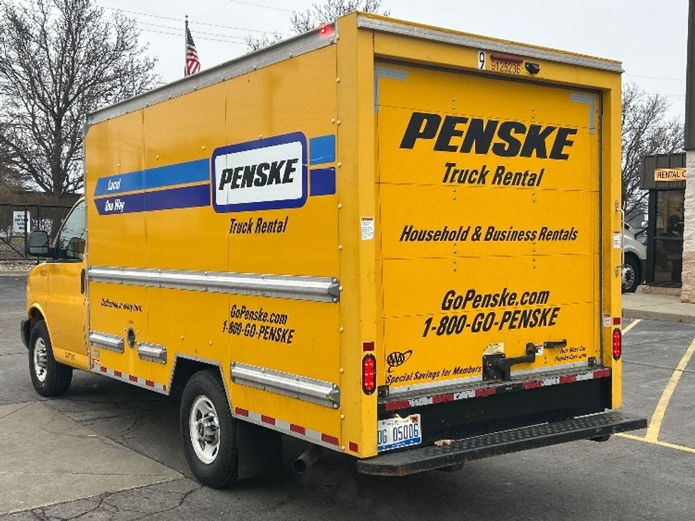 Light Duty Box Truck-Light and Medium Duty Trucks-GMC-2021-Savana G33503-Plymouth-MI-99,625\n\t\tmiles-$ 26,250 - Image 6