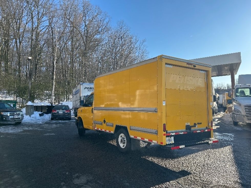 Light Duty Box Truck-Light and Medium Duty Trucks-GMC-2021-Savana G33503-Pompano Beach-FL-112,108\n\t\tmiles-$ 26,250 - Image 13