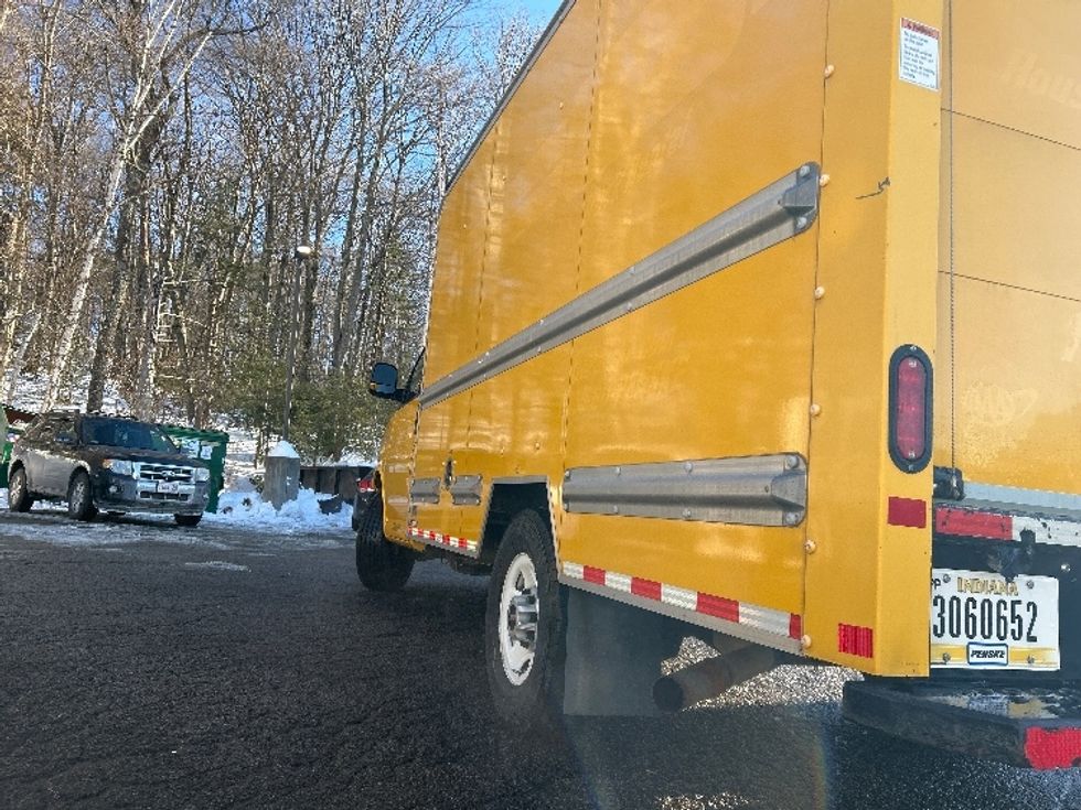 Light Duty Box Truck-Light and Medium Duty Trucks-GMC-2021-Savana G33503-Pompano Beach-FL-112,108\n\t\tmiles-$ 26,250 - Image 14