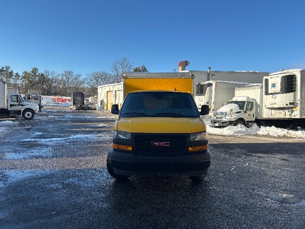 Light Duty Box Truck-Light and Medium Duty Trucks-GMC-2021-Savana G33503-Pompano Beach-FL-112,108\n\t\tmiles-$ 26,250 - Image 2