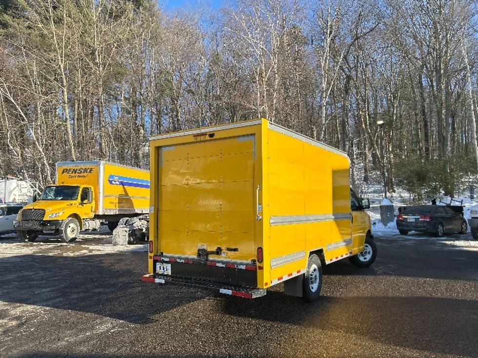 Light Duty Box Truck-Light and Medium Duty Trucks-GMC-2021-Savana G33503-Pompano Beach-FL-112,108\n\t\tmiles-$ 26,250 - Image 6