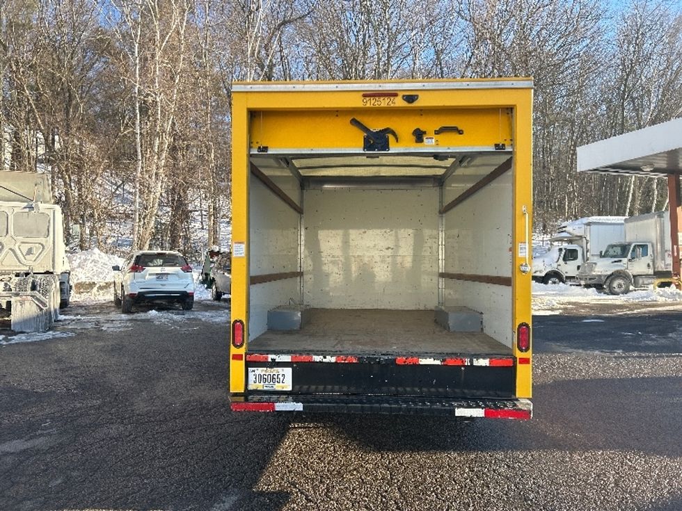 Light Duty Box Truck-Light and Medium Duty Trucks-GMC-2021-Savana G33503-Pompano Beach-FL-112,108\n\t\tmiles-$ 26,250 - Image 8