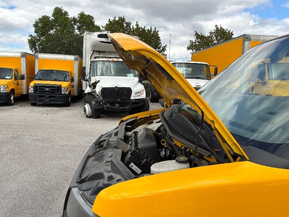 Light Duty Box Truck-Light and Medium Duty Trucks-GMC-2021-Savana G33503-Pompano Beach-FL-112,276\n\t\tmiles-$ 26,250 - Image 23