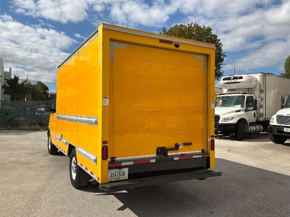 Light Duty Box Truck-Light and Medium Duty Trucks-GMC-2021-Savana G33503-Pompano Beach-FL-112,276\n\t\tmiles-$ 26,250 - Image 6