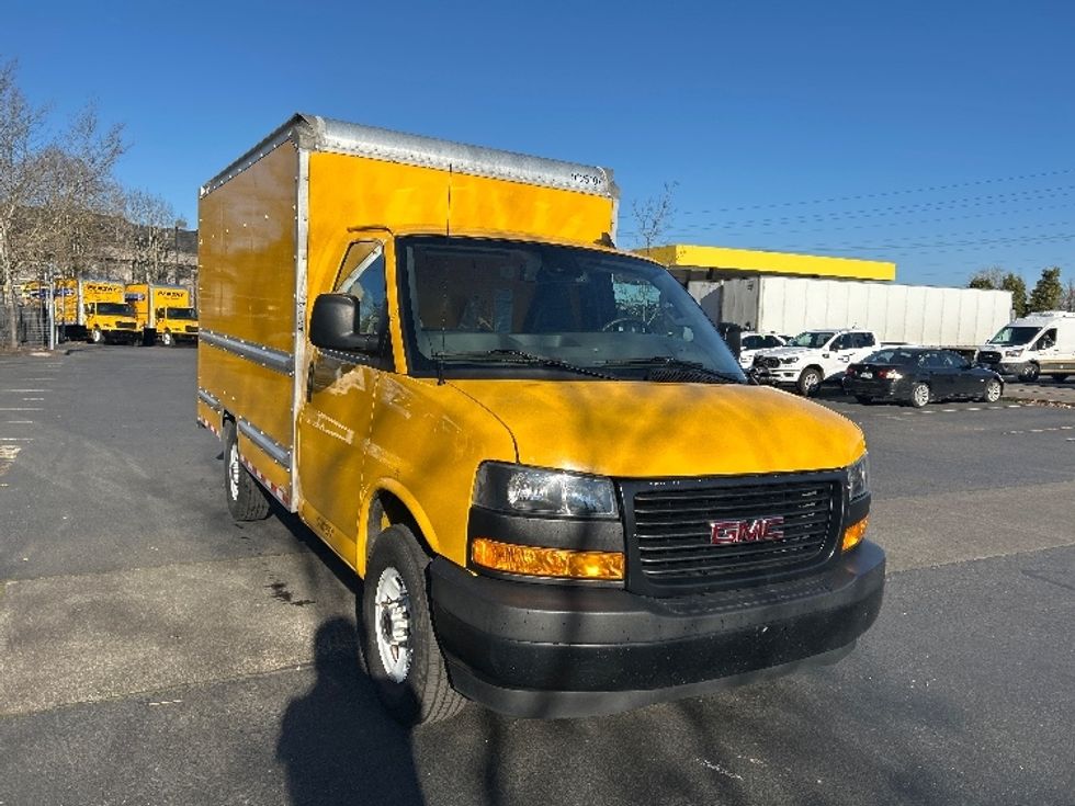 Light Duty Box Truck-Light and Medium Duty Trucks-GMC-2021-Savana G33503-Portland-OR-103,728\n\t\tmiles-$ 27,250 - Image 1