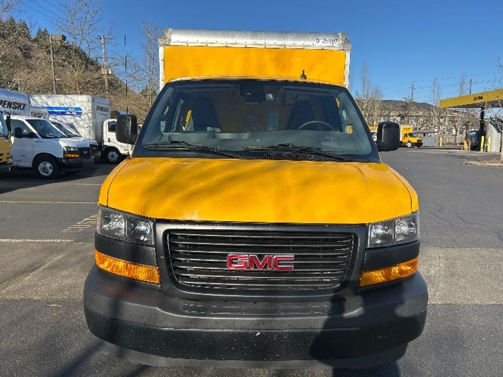 Light Duty Box Truck-Light and Medium Duty Trucks-GMC-2021-Savana G33503-Portland-OR-103,728\n\t\tmiles-$ 27,250 - Image 2