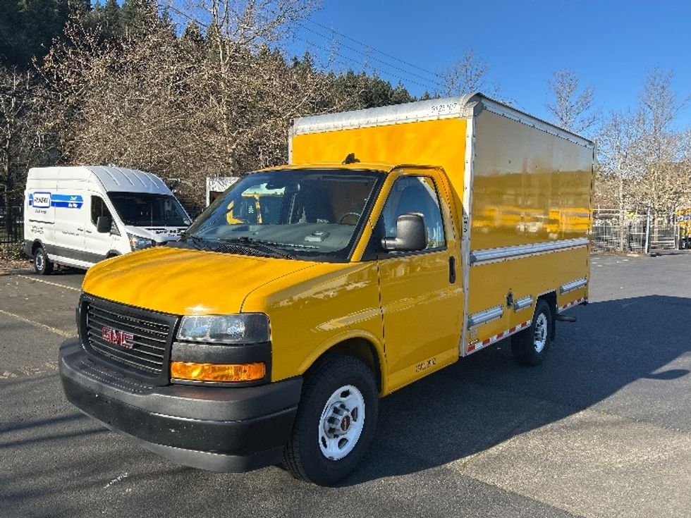 Light Duty Box Truck-Light and Medium Duty Trucks-GMC-2021-Savana G33503-Portland-OR-103,728\n\t\tmiles-$ 27,250 - Image 3