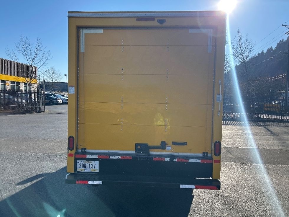 Light Duty Box Truck-Light and Medium Duty Trucks-GMC-2021-Savana G33503-Portland-OR-103,728\n\t\tmiles-$ 27,250 - Image 7