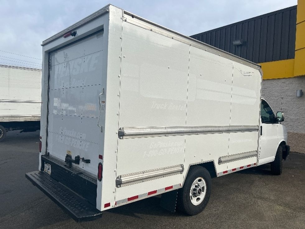 Light Duty Box Truck-Light and Medium Duty Trucks-GMC-2021-Savana G33503-Portland-OR-115,066\n\t\tmiles-$ 28,500 - Image 12