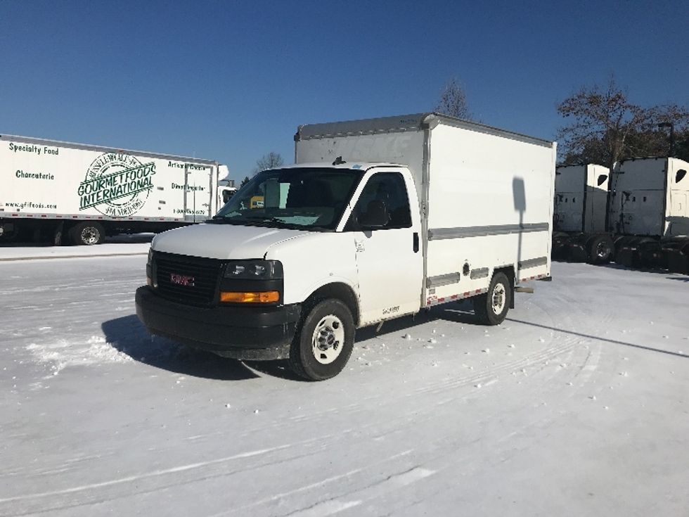 Light Duty Box Truck-Light and Medium Duty Trucks-GMC-2021-Savana G33503-Prince George-VA-102,800\n\t\tmiles-$ 30,250 - Image 3