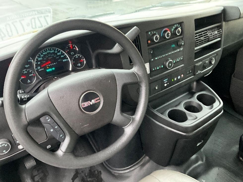 Light Duty Box Truck-Light and Medium Duty Trucks-GMC-2021-Savana G33503-Reading-PA-90,953\n\t\tmiles-$ 29,000 - Image 17