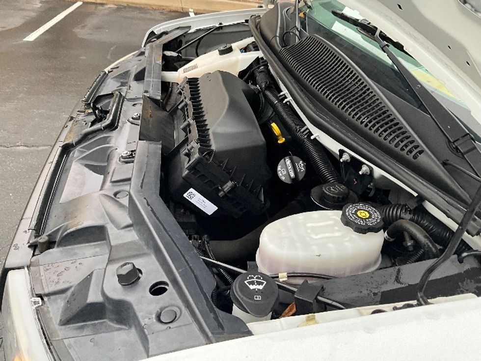 Light Duty Box Truck-Light and Medium Duty Trucks-GMC-2021-Savana G33503-Reading-PA-90,953\n\t\tmiles-$ 29,000 - Image 23