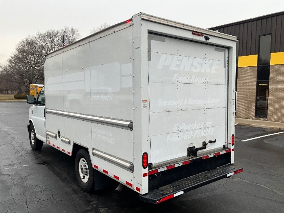 Light Duty Box Truck-Light and Medium Duty Trucks-GMC-2021-Savana G33503-Reading-PA-90,953\n\t\tmiles-$ 29,000 - Image 6